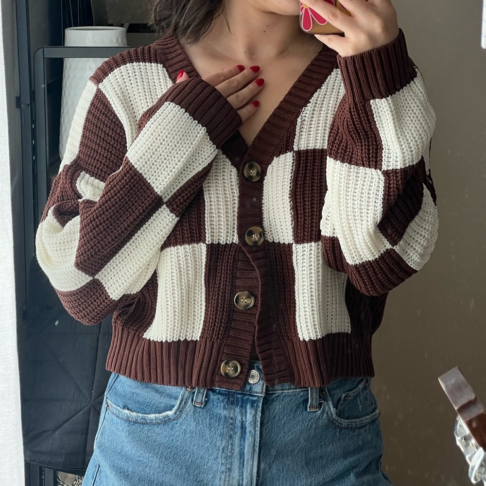 Brown and White Checkered Cropped Sweater